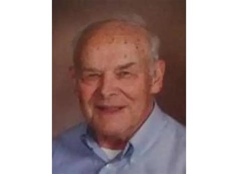 Raymond J. Gschwend Obituary (2024) - Dubuque, IA - Egelhof, Siegert ...