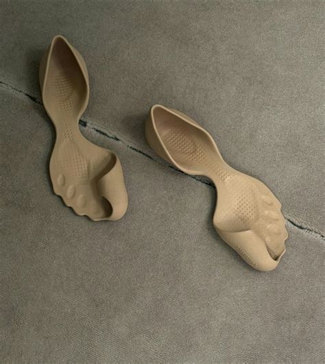 Balenciaga’s Zero Shoe Is Barely a Shoe