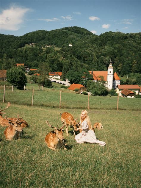 Blonde+Asses Photos, Download The BEST Free Blonde+Asses Stock Photos & HD Images