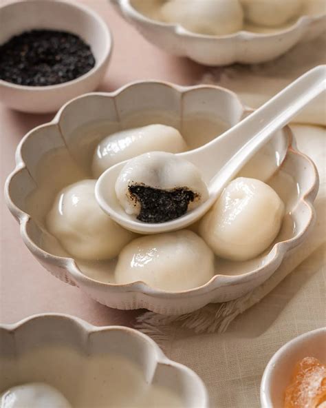 Tang Yuan (Glutinous Rice Balls) – Takes Two Eggs