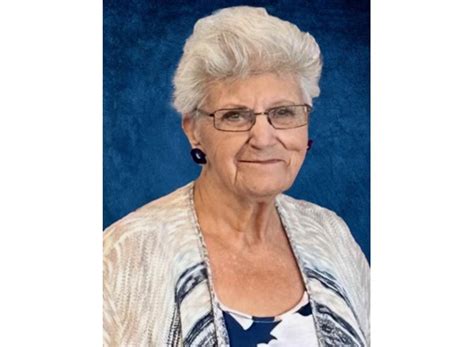 Dixie Lee Collier Obituary (2025) - Burlington, IA - Lunning Funeral Chapel