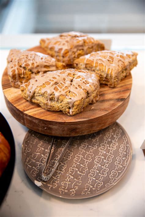 Birchwood Bakery & Kitchen - Custom Cakes