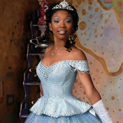 'Cinderella' Star Performs at Disney Parks For Global Princess ...
