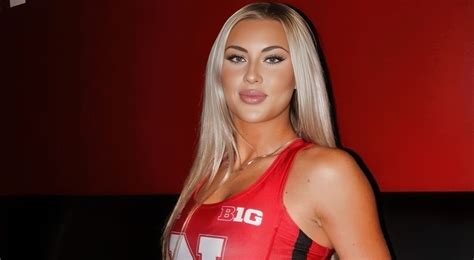 Viral Nebraska Track & Field Star Meghan Walker Signs Major Deal in ...