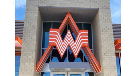 Whataburger serves up first new-look restaurant in the Austin area ...