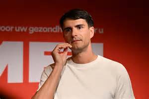 Conner Rousseau bekent: "Mijn broer is superrijk"