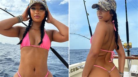 Set Sail With Rubi Rose And Other Famous Babes With Booty-ful Boat Pics!