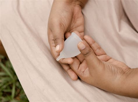 How to use Menstrual Cup