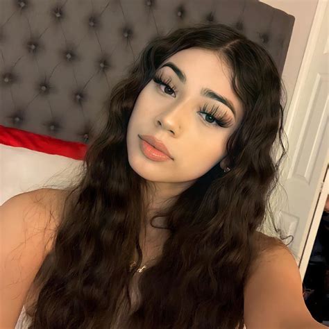 @Lesgyi*024 | Baddie hairstyles, Latina makeup looks, Baddie hairstyles ...