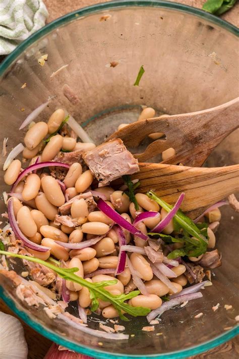 Italian Tuna White Bean Salad - xoxoBella