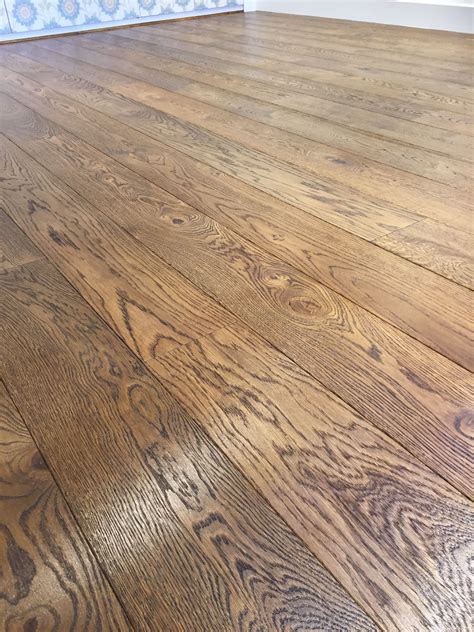 Real Hardwood Floor: An Overview - Flooring Designs