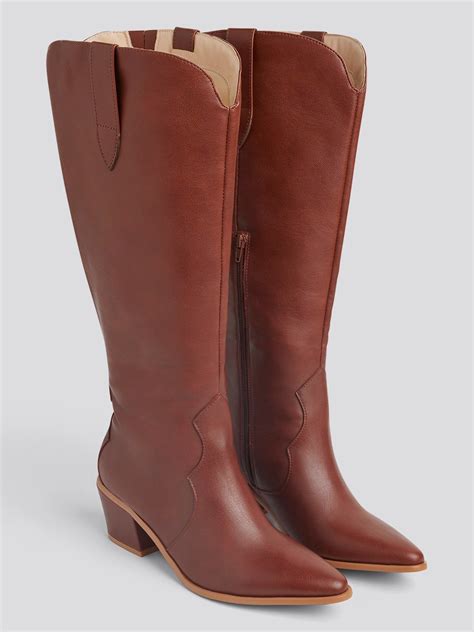 Plus Size Mariana Wide Calf Western Boots | Fashion to Figure