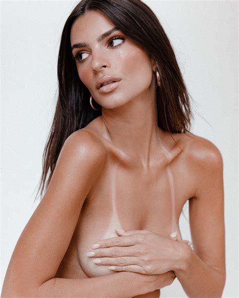 Emily Ratajkowski - Tom Newton Photoshoot : r/CelebOasis