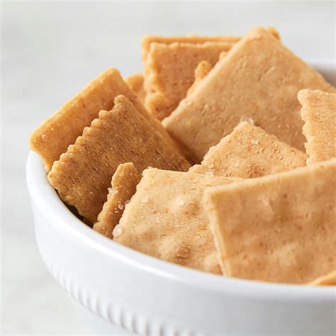 Onesto Sea Salt Crackers - a crunchy, savory cracker | Murray's Cheese