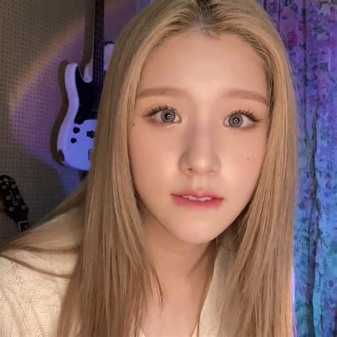 Pin by Ja. on Ejin | Girl, Pretty angel, My girl