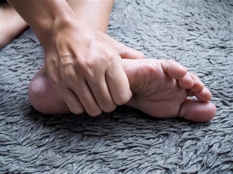 5 Reasons You May be Experiencing Foot Pain in the Morning - Foot and Ankle Group