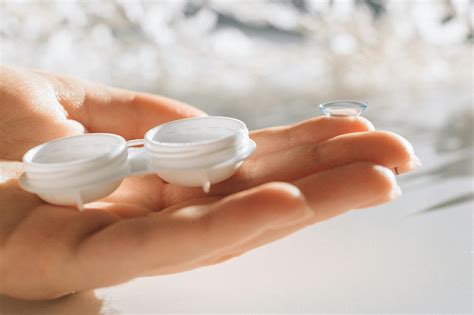 Contact Lens Inside Out? 5 Easy Ways to Check