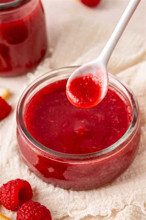 Easy Raspberry Sauce - It's Not Complicated Recipes