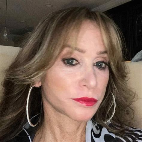 Dr. Annie Dinh | Philadelphia, PA | Dentistry