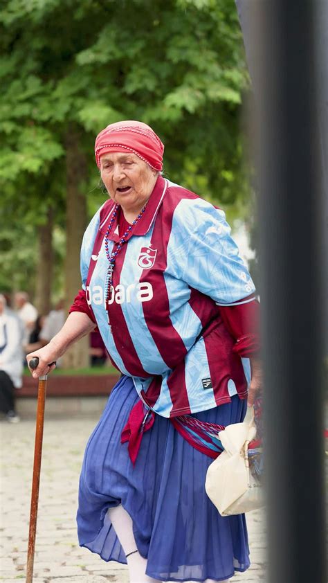 Older+Women+Giving+Bj+And+Swallow Videos, Download The BEST Free 4k ...