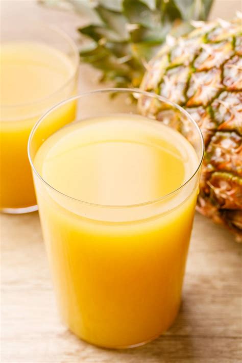 3-Minute Fresh Pineapple Juice (Made in a Blender) - Nurtured Homes