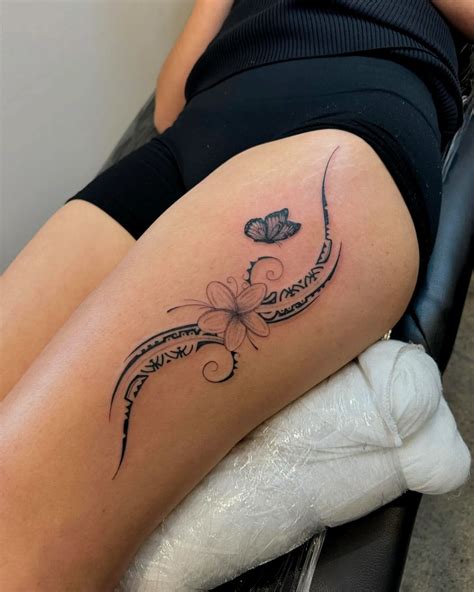 15 Unique Thigh Tattoo Ideas for Women You'll Love