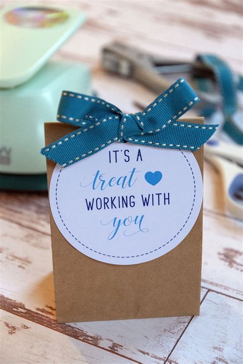 Free Printable Employee Appreciation Tags | Employee appreciation gifts ...
