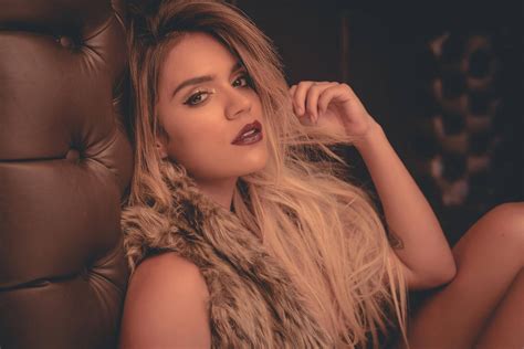 Top 999+ Karol G Wallpaper Full HD, 4K Free to Use