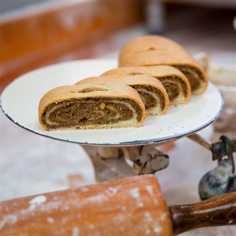 The Original Nut Kolachi Roll - Potica Kolache Beigli Povitica | Butter ...