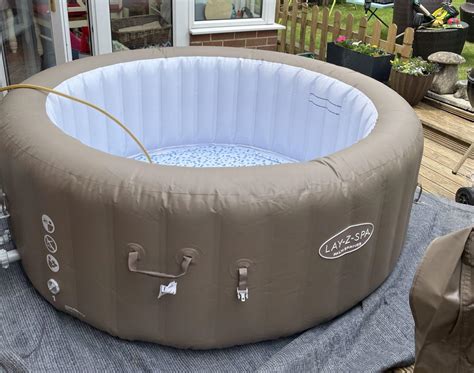 How To Find Leak In Inflatable Hot Tub | Storables