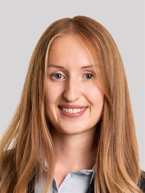 Nicole Aeberli, Consulente assicurativa e previdenziale Mobiliare Zurigo