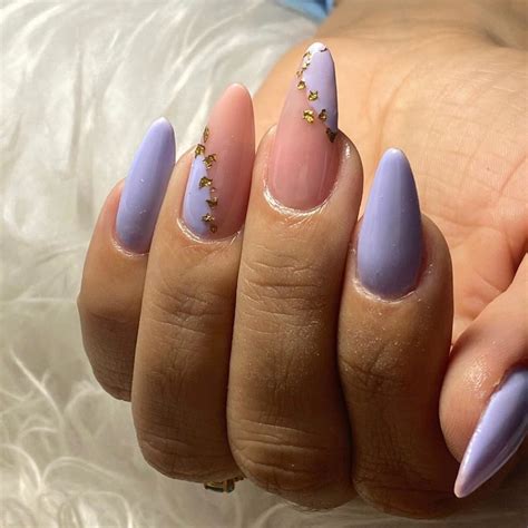 44 Cute Almond Nails Inspo To Feel Like a Princess