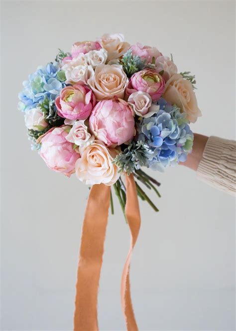 How To Make Your Own Silk Wedding Bouquet at Carl Cohn blog