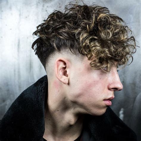 Peinados Para Hombres Con Pelo Rizado