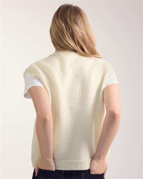 The 515 Women's Woollen Vest | Made in NZ | Davaar