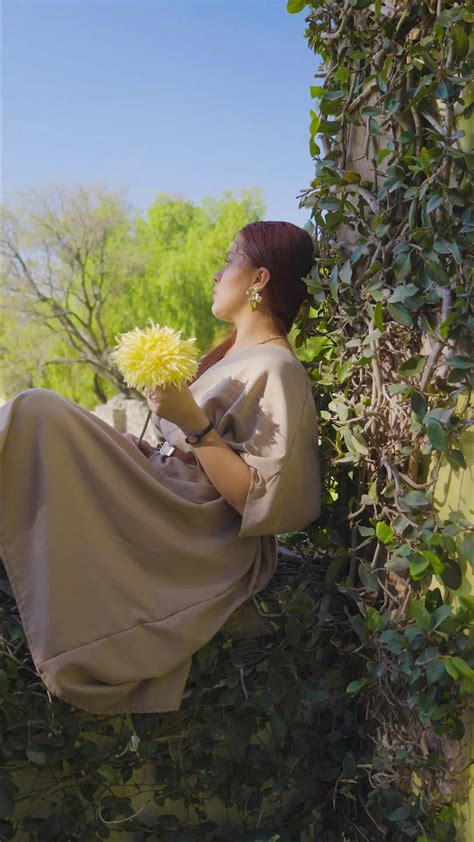 Women+Dressed+And+Undressed Videos, Download The BEST Free 4k Stock ...