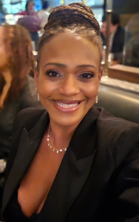 Jenna-Lee Anderson – Medium