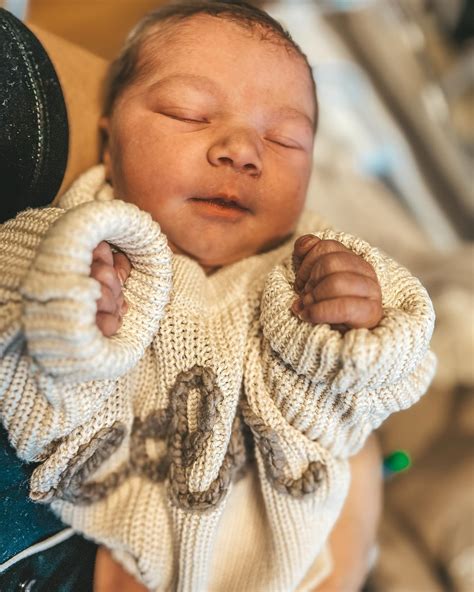 Christine Hill (@christine_hill_0903) • Instagram photos and videos