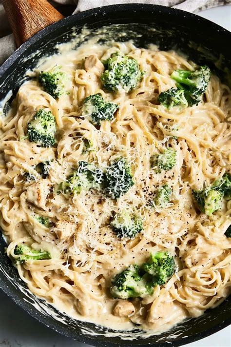 Low Calorie Chicken Alfredo: A Healthy Twist on a Classic Favorite ...