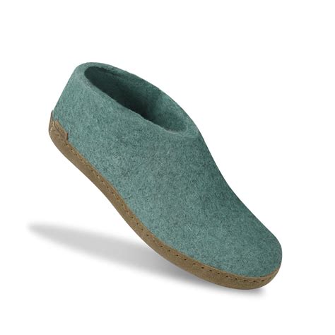 Shoe with leather sole - North Sea – glerups.com