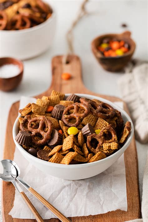 BEST Reese's Peanut Butter Chocolate Sweet Chex Mix Recipe
