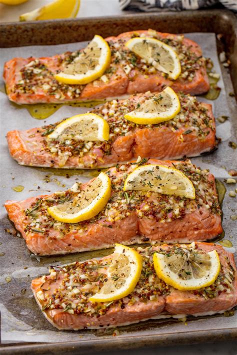 Easy Broiled Salmon Recipe - How Long to Broil Salmon