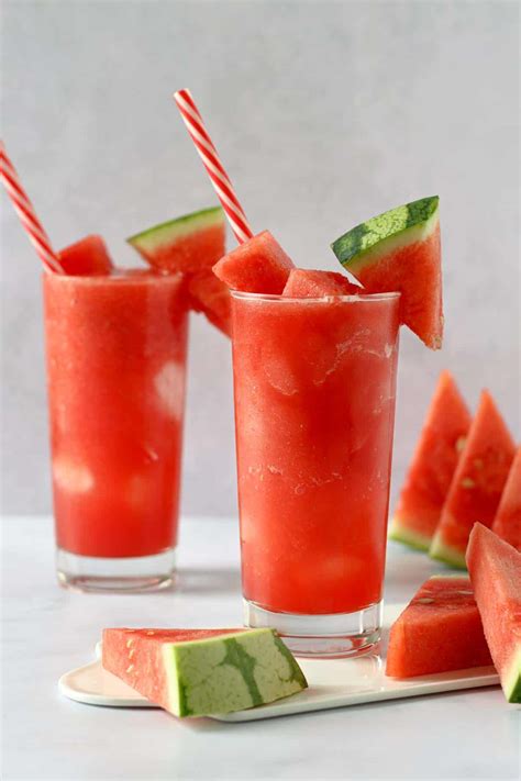 K-Style Cafe Watermelon Juice (Extra Cold and Refreshing) - That Cute Dish!
