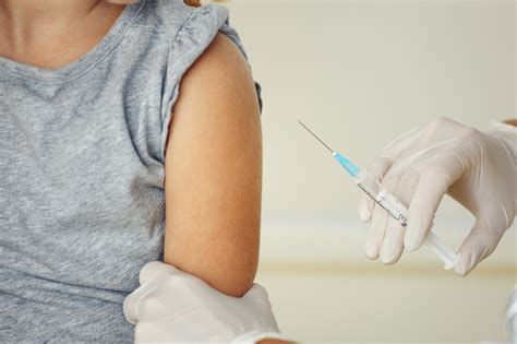 Protection from the TdaP vaccine doesn't last very long - Harvard Health