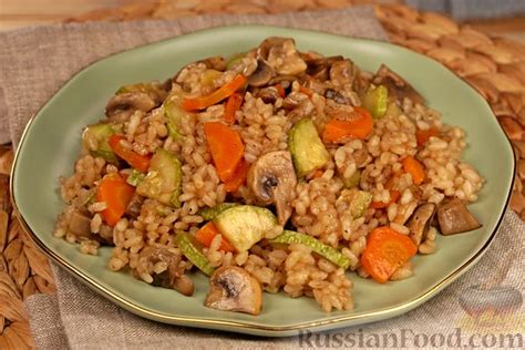 Рецепт: Рис с грибами и кабачками, на сковороде на RussianFood.com