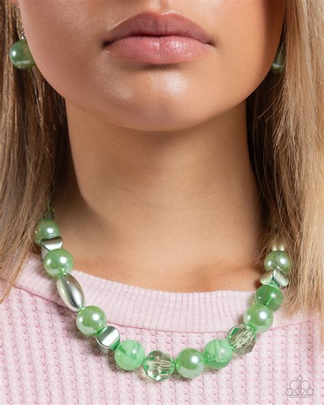 Plentiful Pearls - green - Paparazzi necklace – JewelryBlingThing