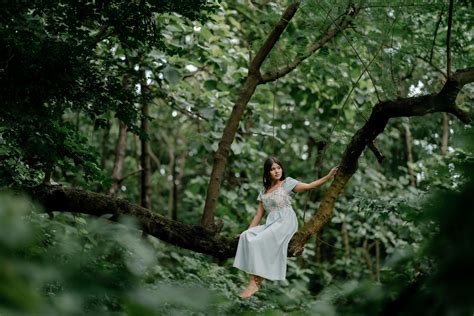 Woman+Taking+Off+Bikini+Gif Photos, Download The BEST Free Woman+Taking ...