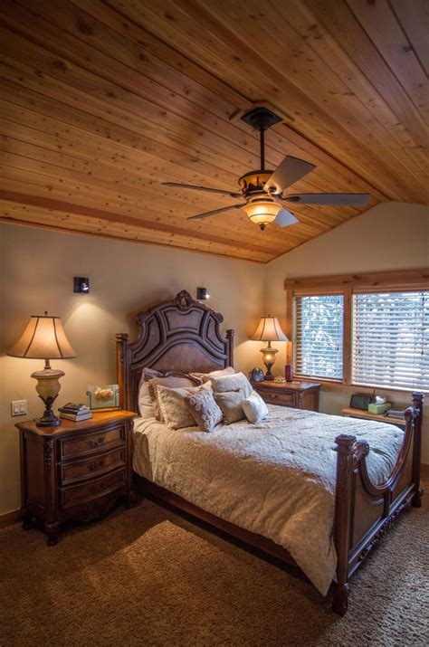 40 Rustic Bedroom Decorating Ideas