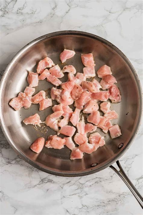 Greek Chicken Bites - 10 Minute Meal - Bites of Wellness