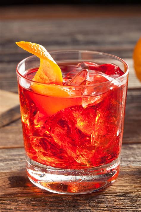 Negroni Cocktail Recipe - Insanely Good
